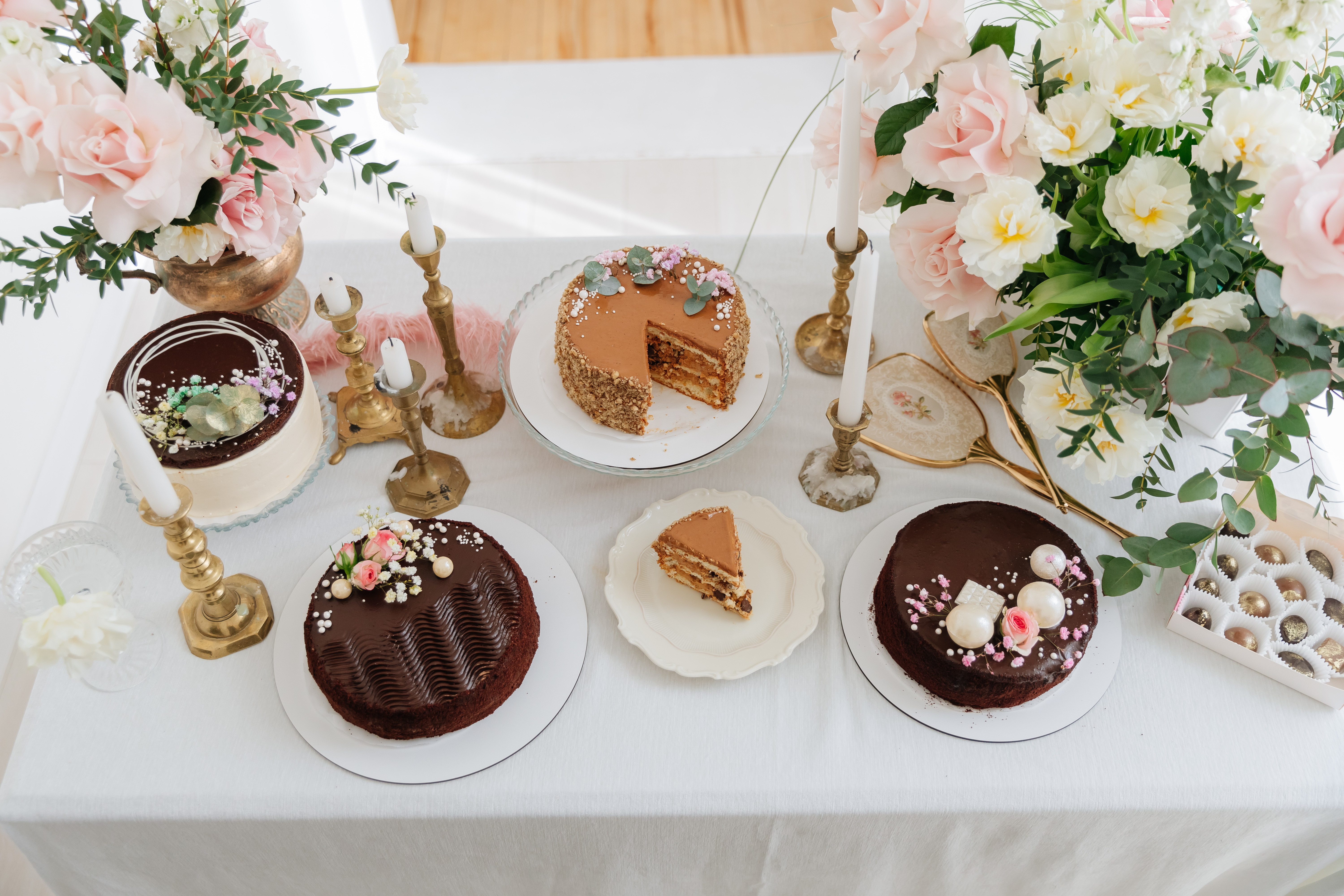 Які тортики будуть до 8 березня? - header